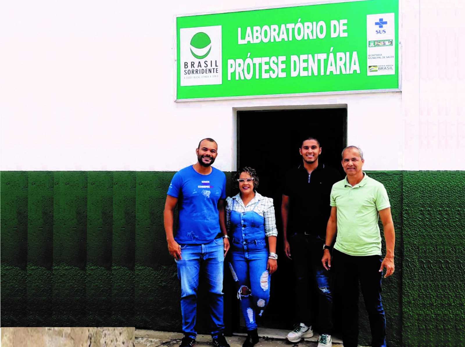 Camacã: Programa Sorria Camacã fornece gratuitamente mais de 50 próteses dentárias mensalmente para a população